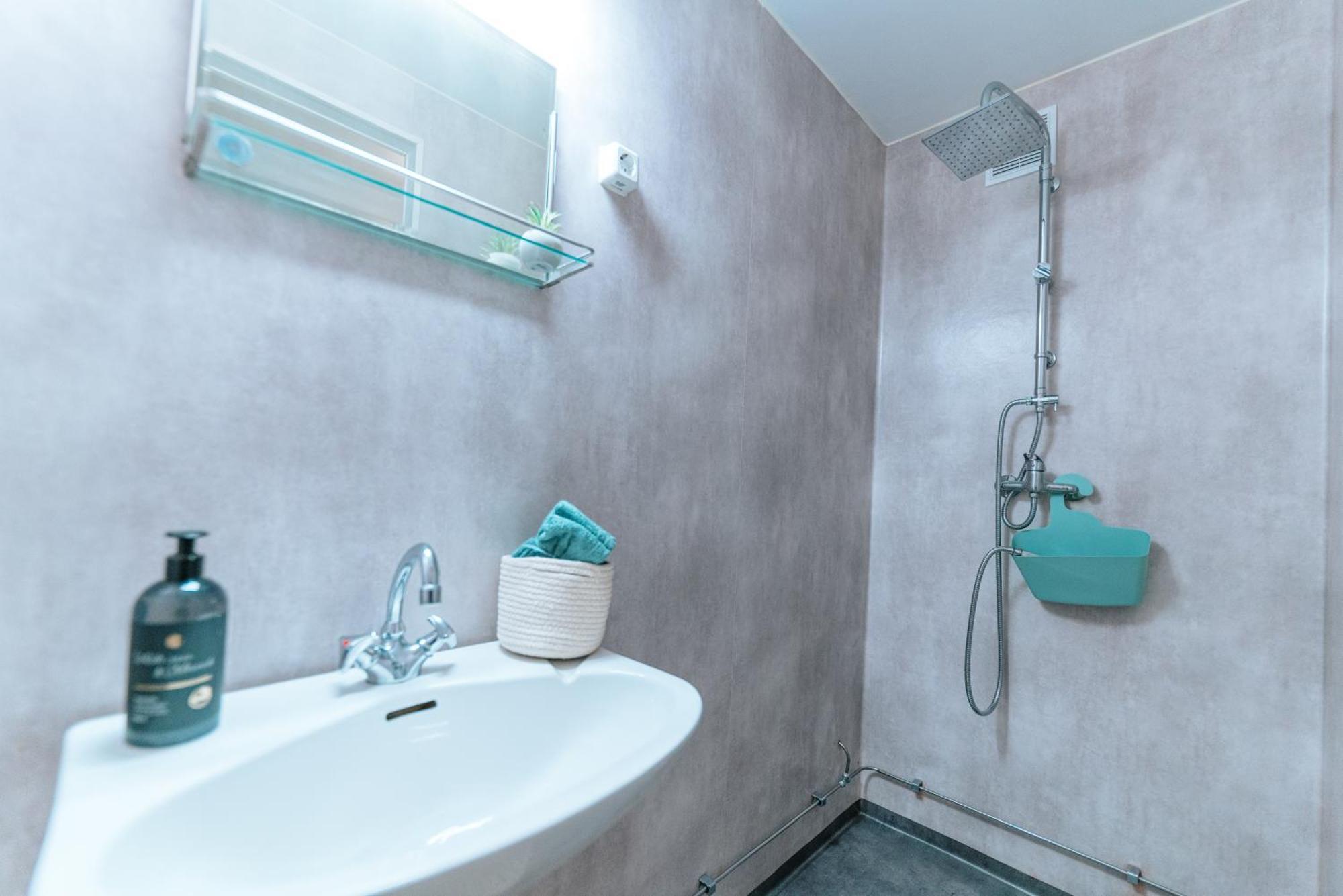 Hotel Nokling & Camping Hjelmeland Екстериор снимка